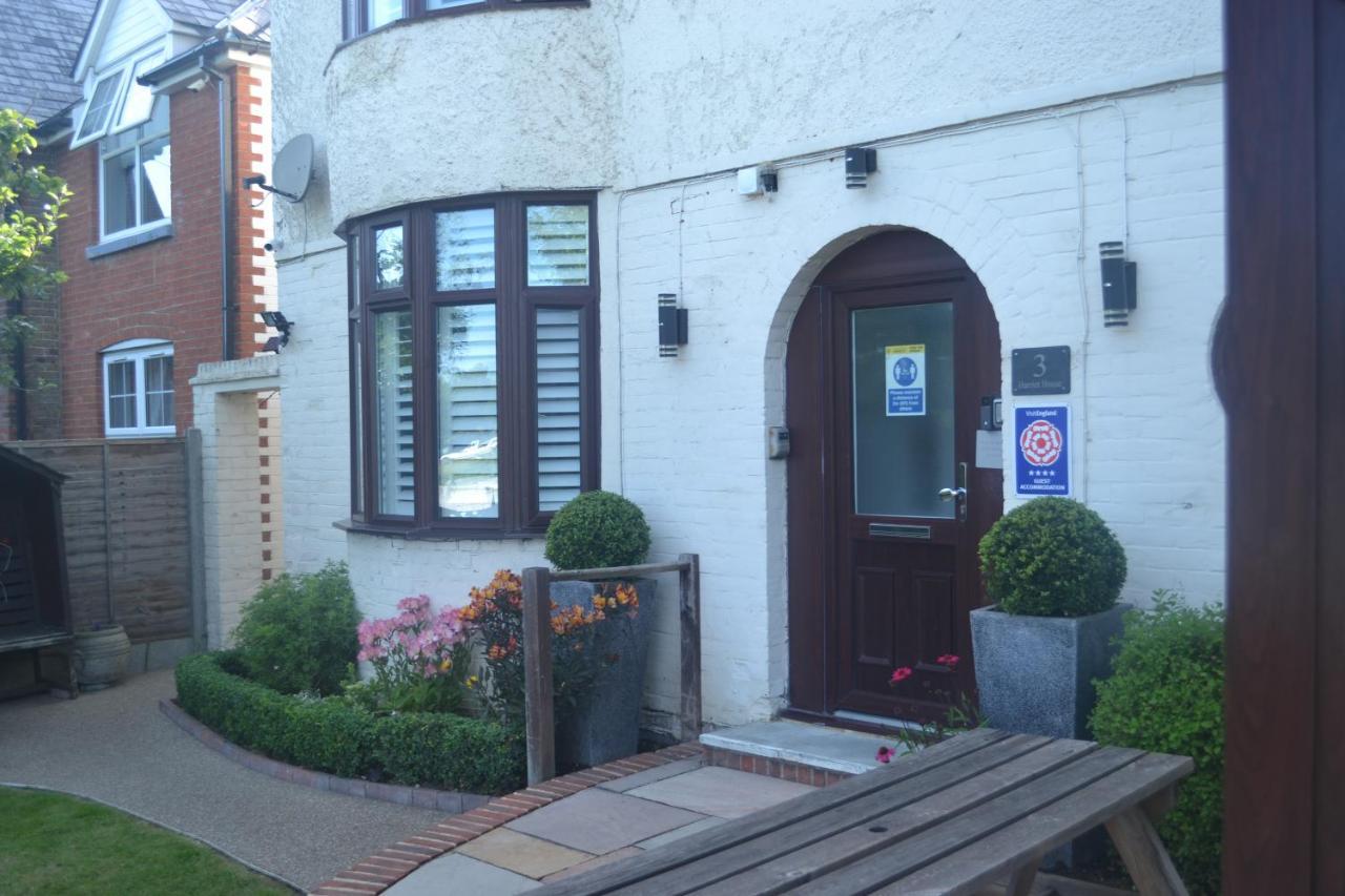 קנטרבורי Harriet House B&B מראה חיצוני תמונה